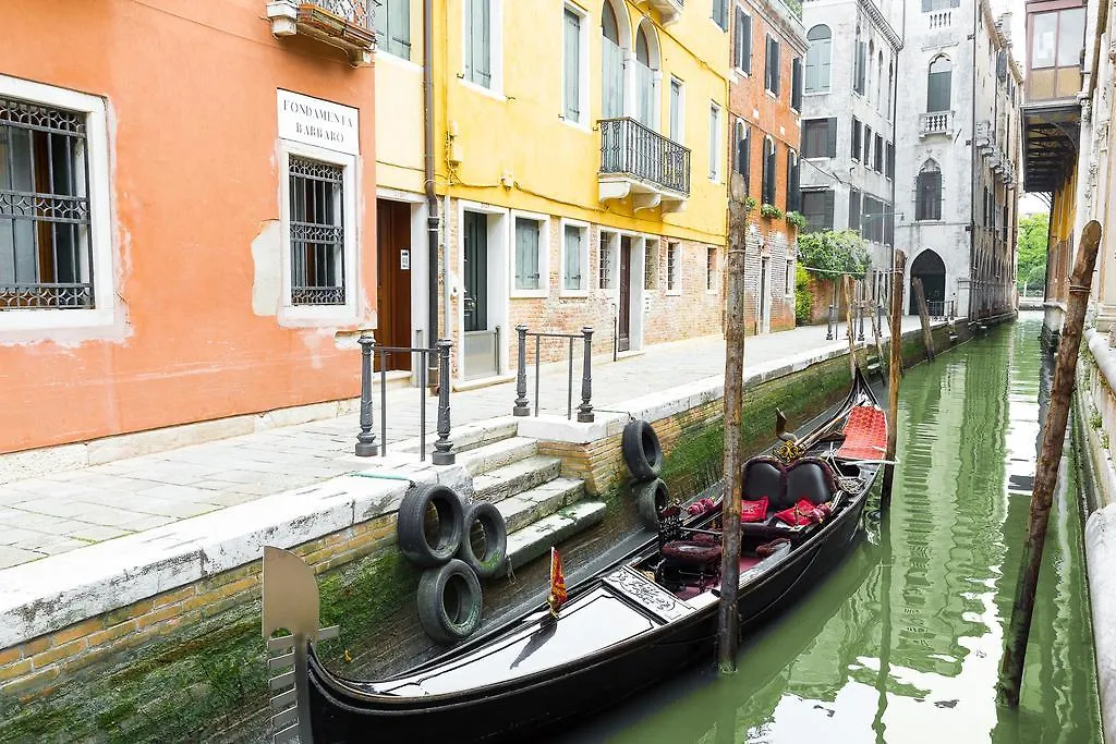 Ve.N.I.Ce Cera Casa Santo Stefano Apartment Venice 0*,  Italy