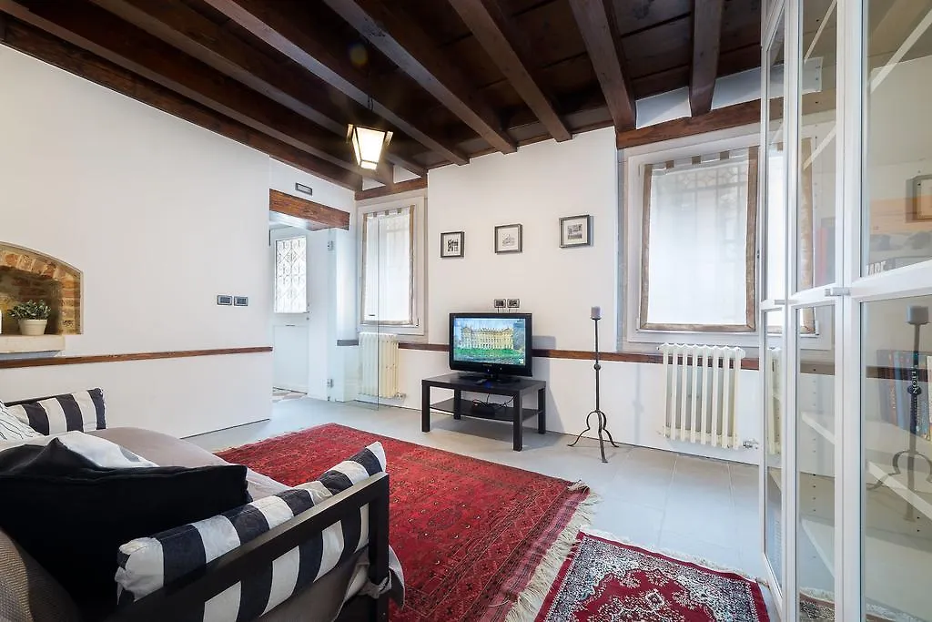 Ve.N.I.Ce Cera Casa Santo Stefano Apartment Venice 0*,